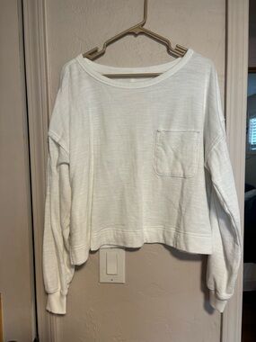 aerie White Crewneck Long-Sleeve Pocket Sweater